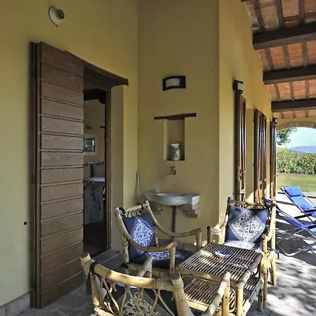 Un Petit Paradis בית חווה