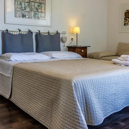 Un Petit Paradis * Castiglione della Valle